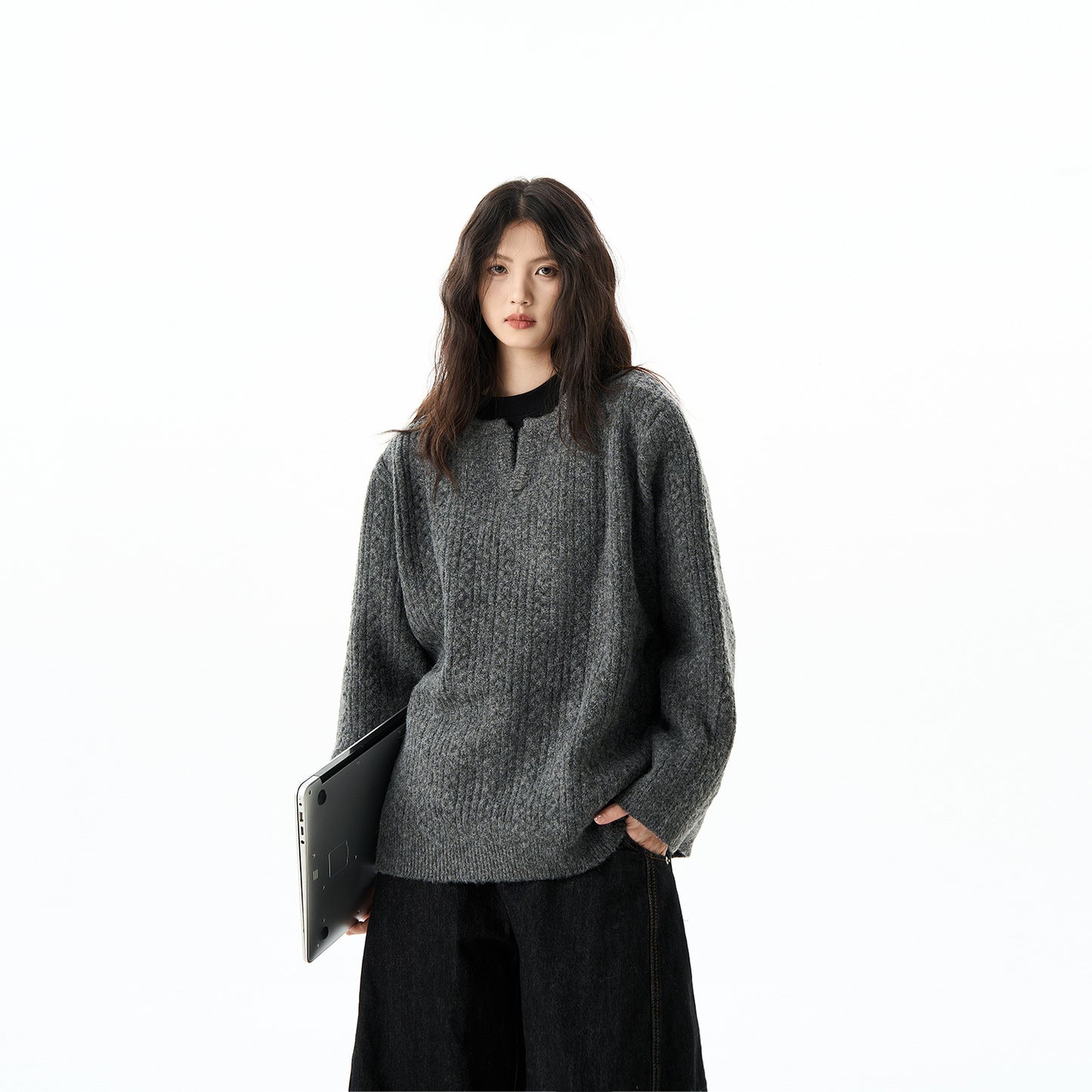Loose Solid Color American Retro Twist Design Sweater For Women