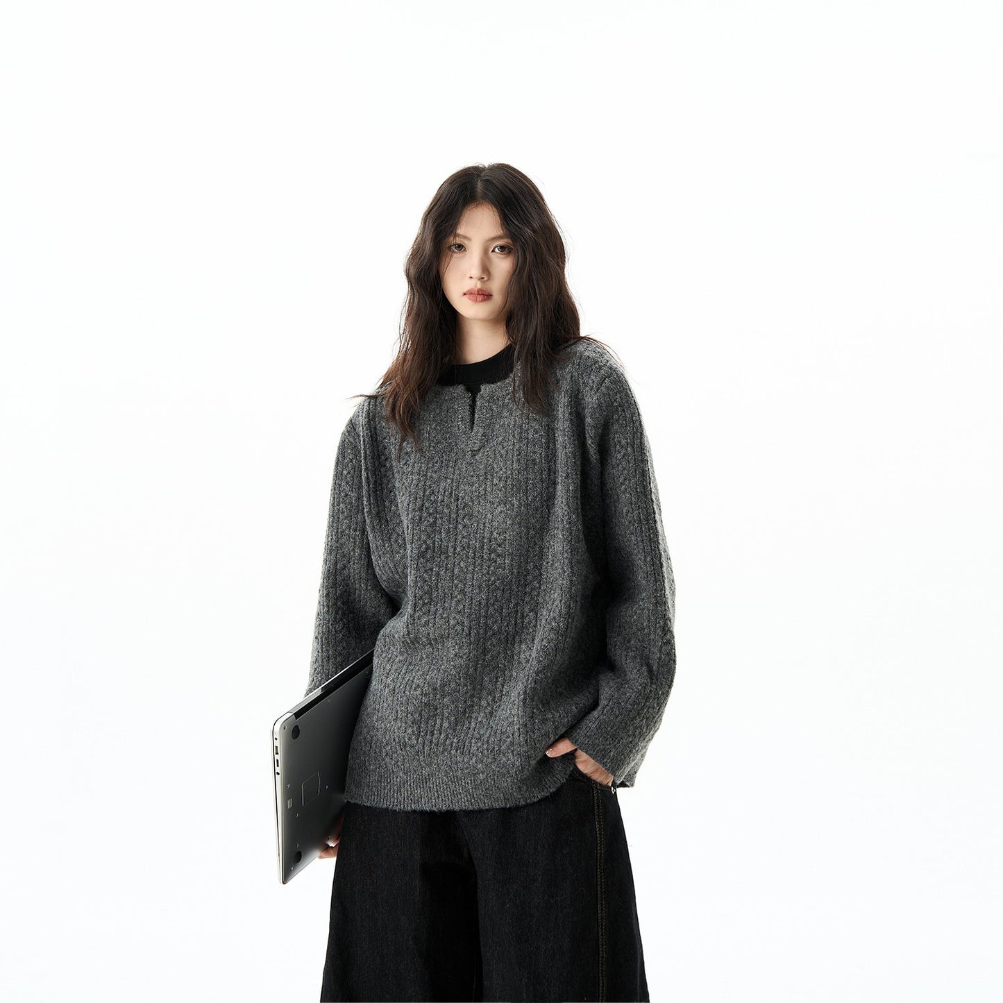 Loose Solid Color American Retro Twist Design Sweater For Women