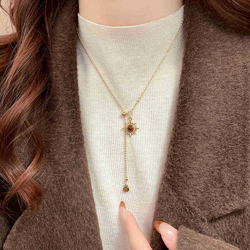 Sunflower Artificial Tigereye Stitching Drawable Necklace