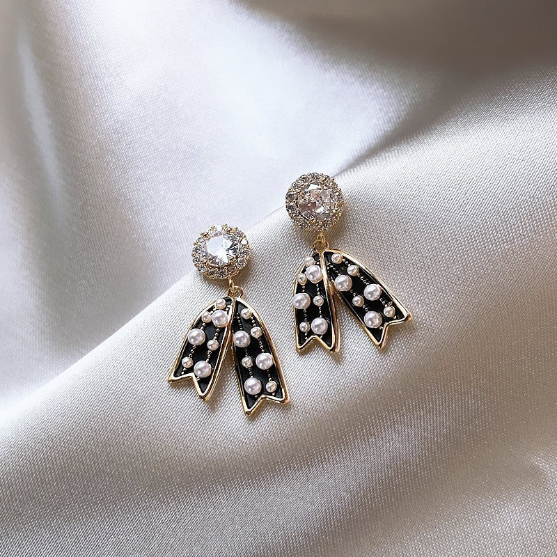 Niche Design High-grade Light Luxury Earrings