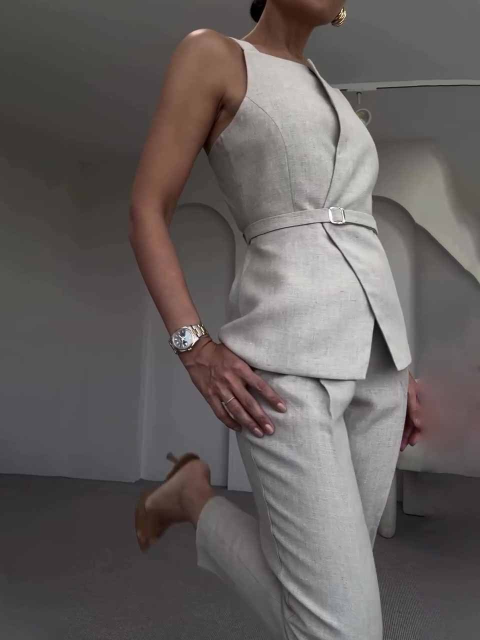 Linen Sleeveless Top & Cropped Pants Set
