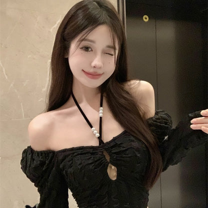 T-shirt slim fit dos nu à découpes perles