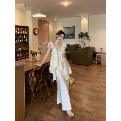 Ensemble jupe en satin à col V asymétrique et volants