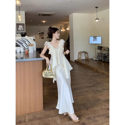 Ensemble jupe en satin à col V asymétrique et volants