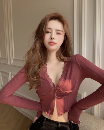 T-shirt Femme Court et Chic – Élégance Moderne &amp; Style décontracté