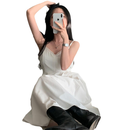 Robe à bretelles plissée sans manches pour femme